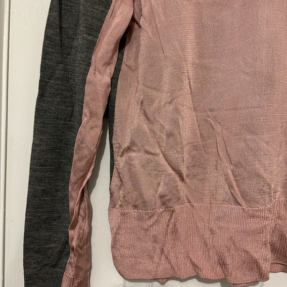 Rag & Bone size LARGE two toned thin sweater - Picture 3 of 4